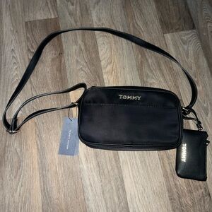 Tommy Hilfiger Black Camera Crossbody With Pouch